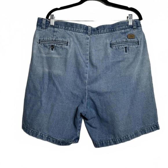 Dockers‎ Pleated Fit Denim Shorts - Size 38 - Picture 2 of 3